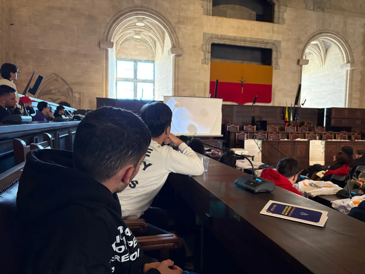 Napoli, sportelli e laboratori gratuiti contro violenza e disagio degli adolescenti: con EudAimOnia psicologi ed esperti in campo a Scampia, Ponticelli, Pianura e Secondigliano – Giovanissimi e famiglie al centro col progetto selezionato da Con i Bambini