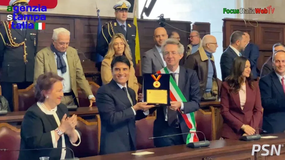 Napoli festeggia Sal da Vinci vincitore del 76° Festival della Canzone Italiana di Sanremo