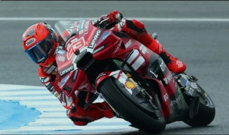 Assen, Ducati in difficoltà e Bezzecchi perde il primo posto