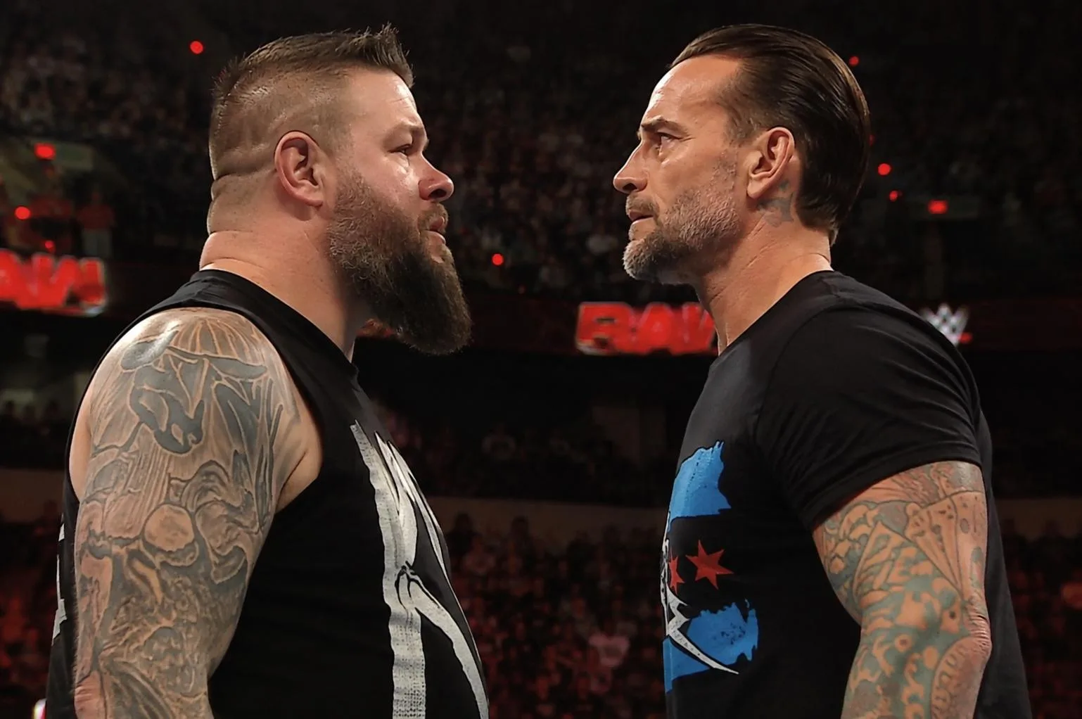 WWE: Kevin Owens vs Cm Punk, una rivalità che va oltre il ring