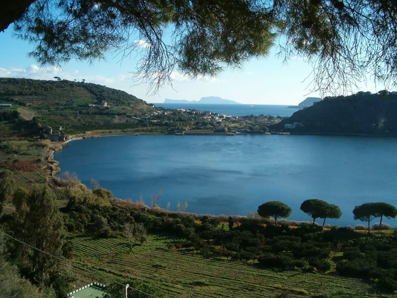 Passeggiando sul lago d’averno