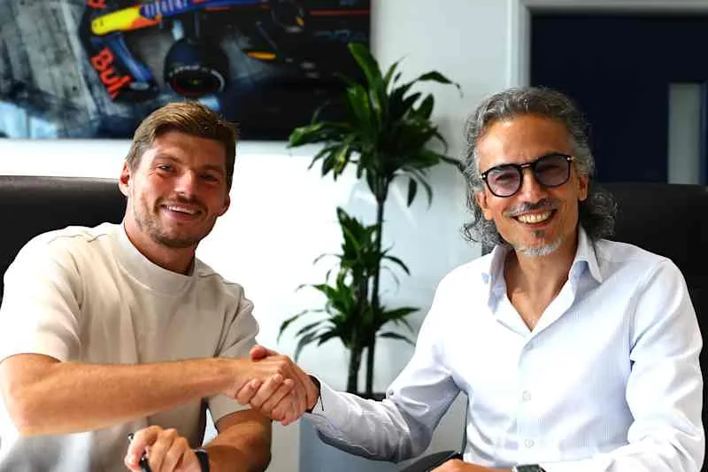F1: Max Verstappen rinnova il contratto con la RedBull